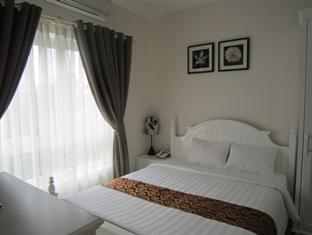 Queen Hotel 3*