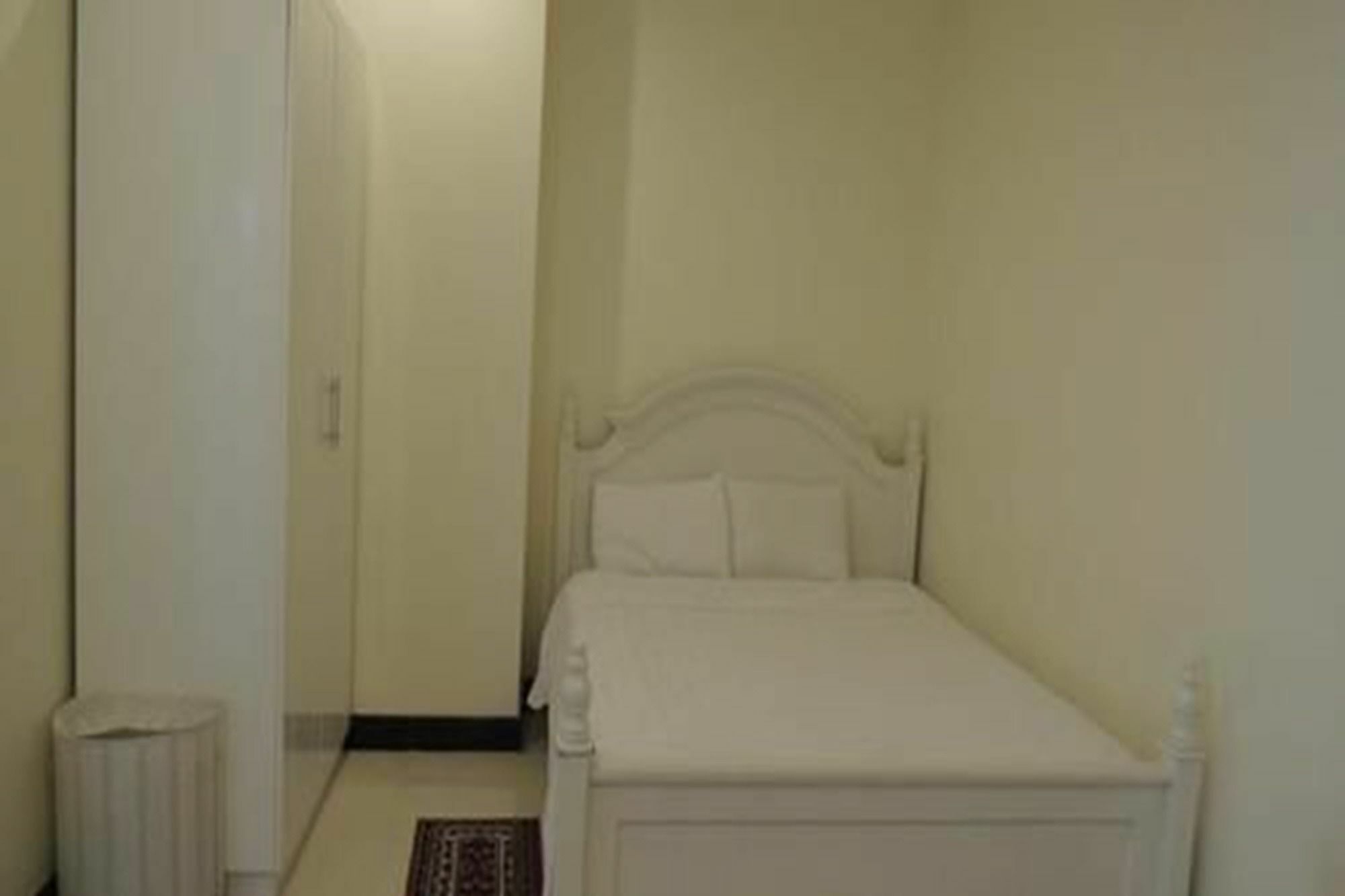 Queen Hotel Ho Chi Minh City