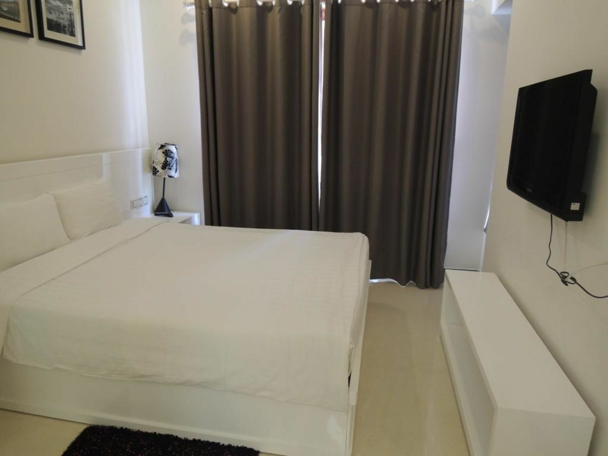 Queen Hotel Ho Chi Minh City